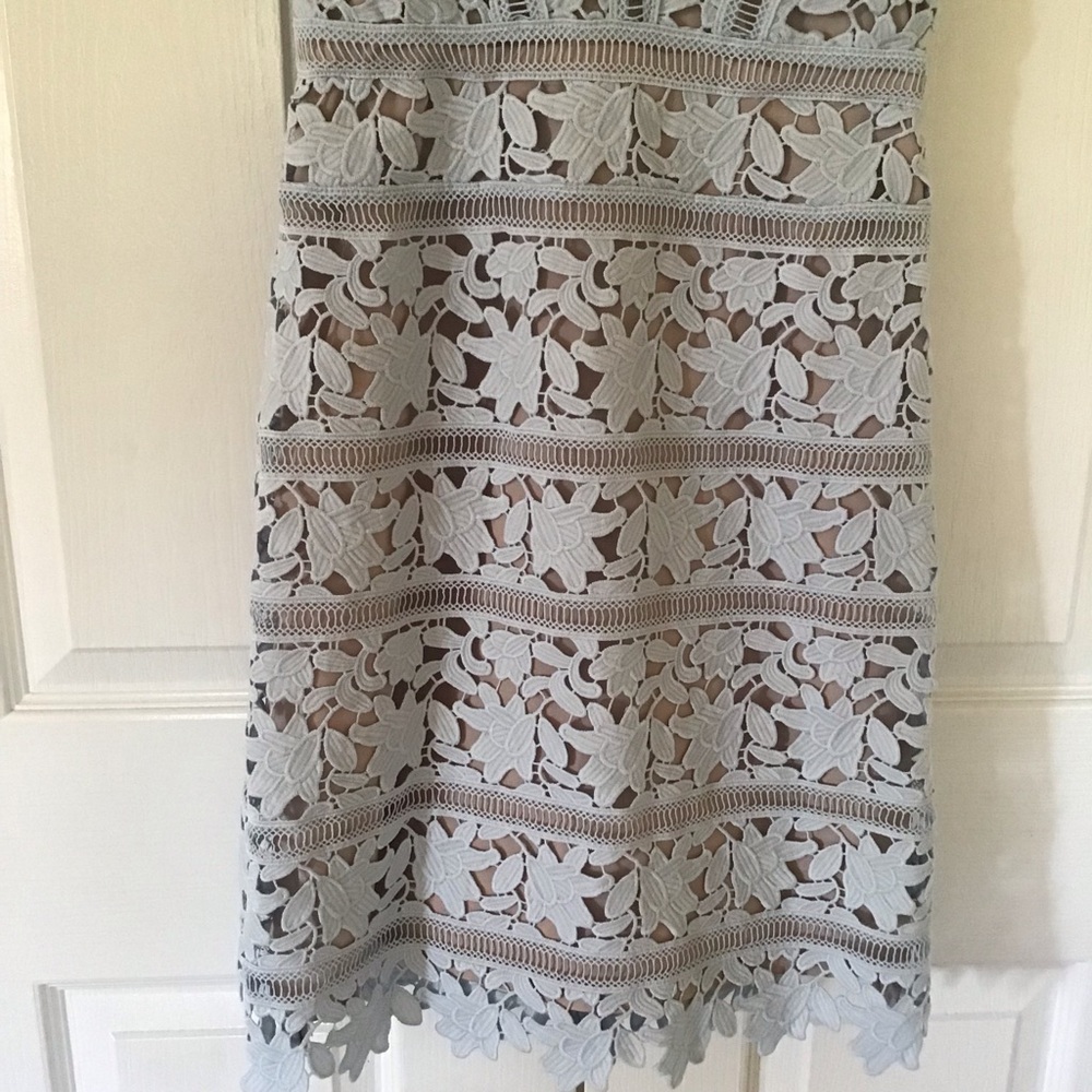 Reiss Pale Blue Floral Lace Dress 2 - Picture 5 of 8